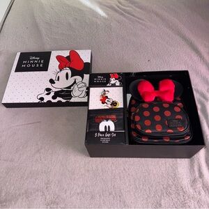 Disney Minnie Mouse Black & Red Polka Dot 3-Piece Gift Set with Bow